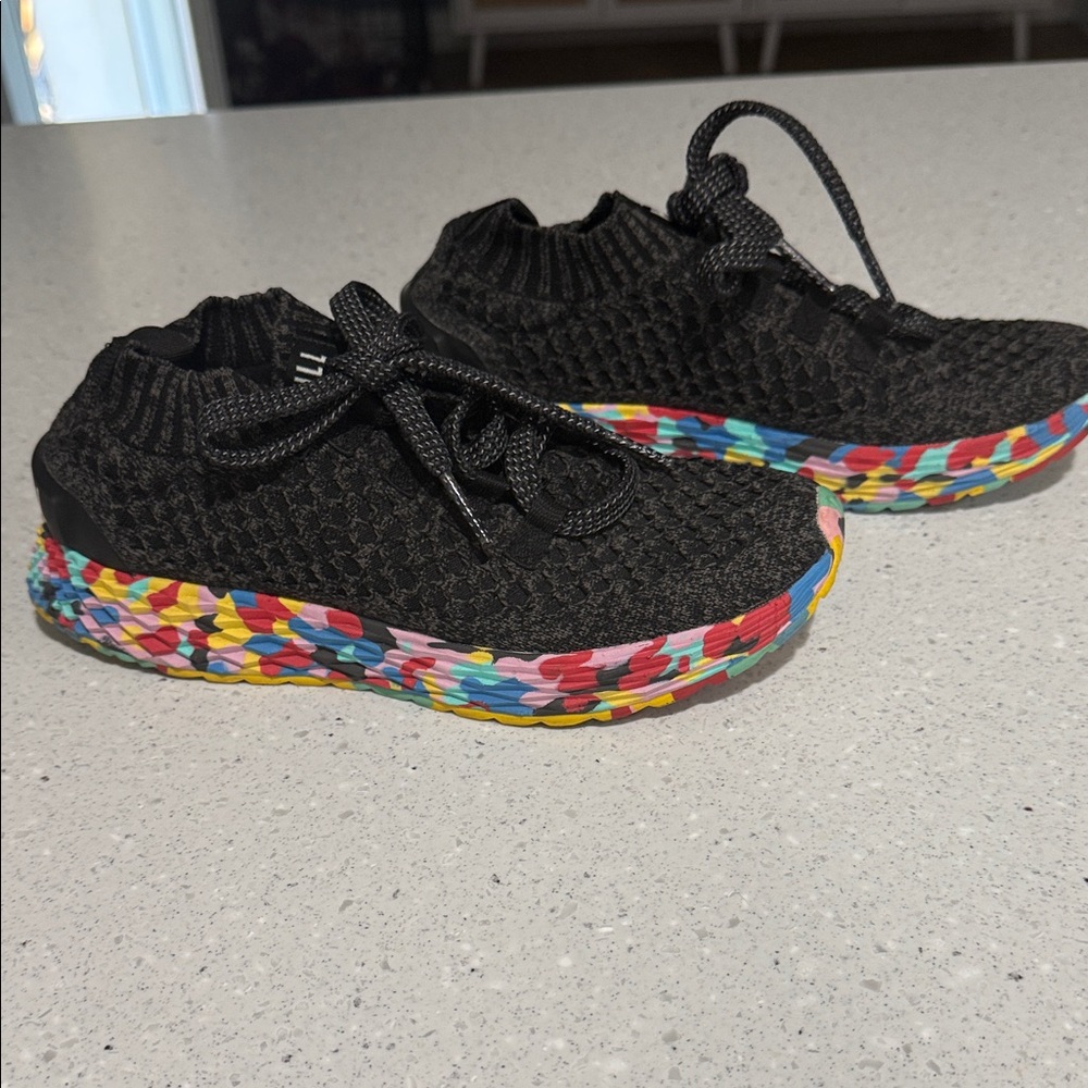 NOBULL Black Athletic Shoes with Multicolor Sole